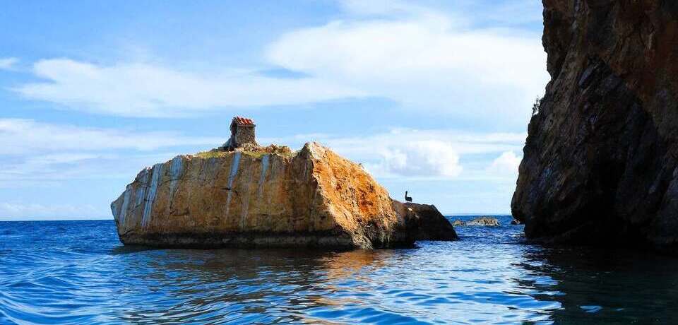 criollo travel bocado ciruela venezuela mochima national park